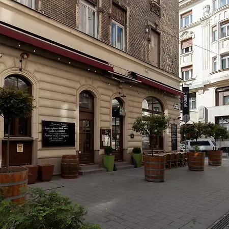 Apartment Boutique In Downtown Budapest